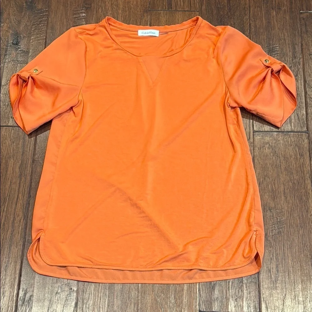 Small Calvin Klein Women's Loose Fitting Orange Blouse Top